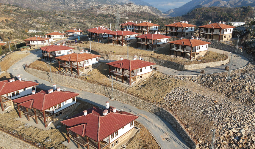 Antalya'da-orman-yangını-sonrası-TOKİ-yeni-bir-köy-inşa-etti4