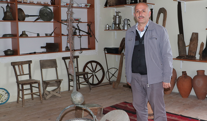 Trabzon'da eski tarım araç gereçleri ve eşyalar Köy Yaşam Merkezi'nde sergileniyor
