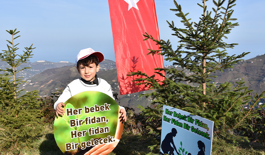 Trabzon'da-her-bebek-için-bir-fidan-toprakla-buluştu