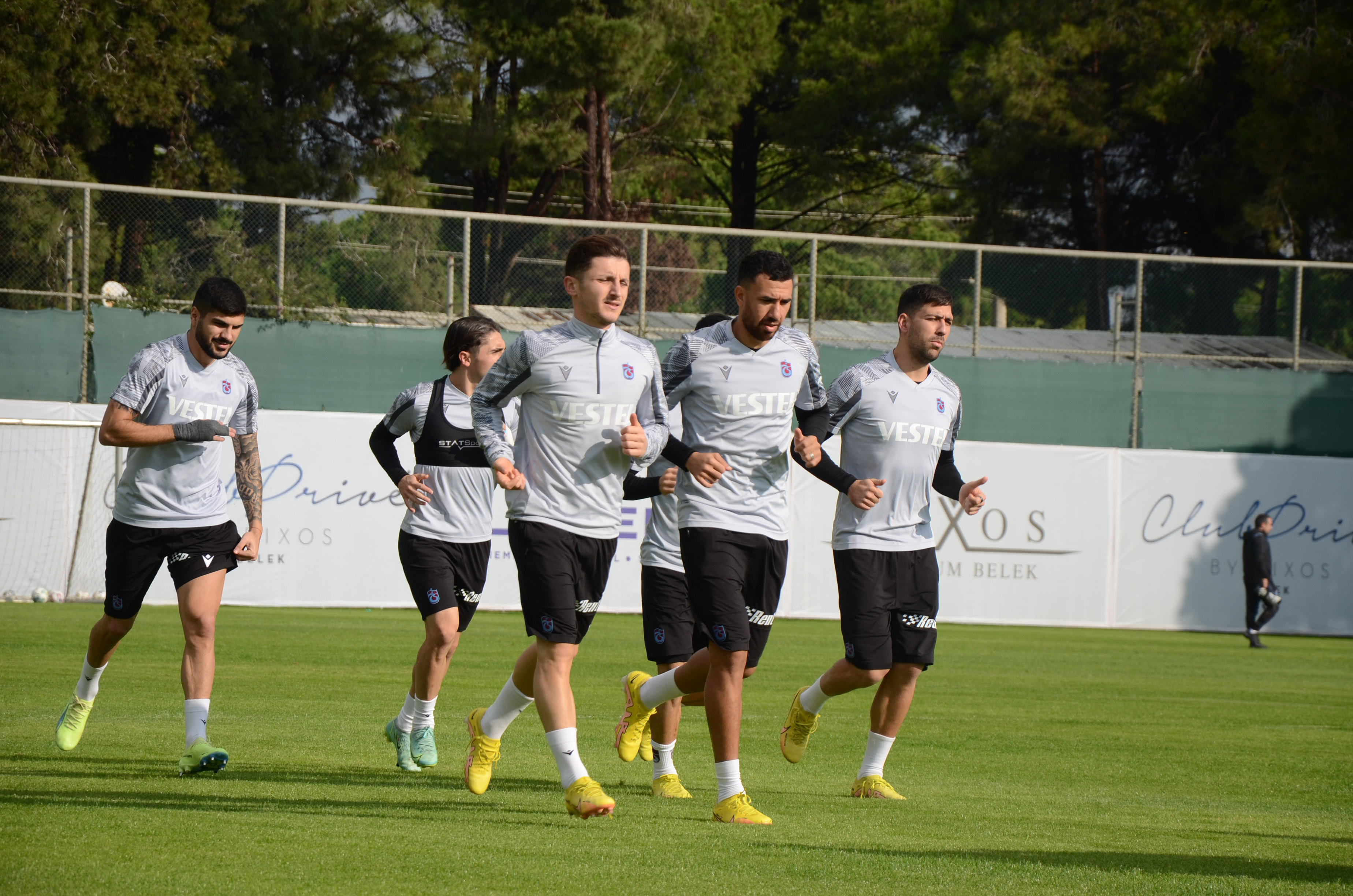 Trabzonspor’un Antalya kampı devam ediyor
