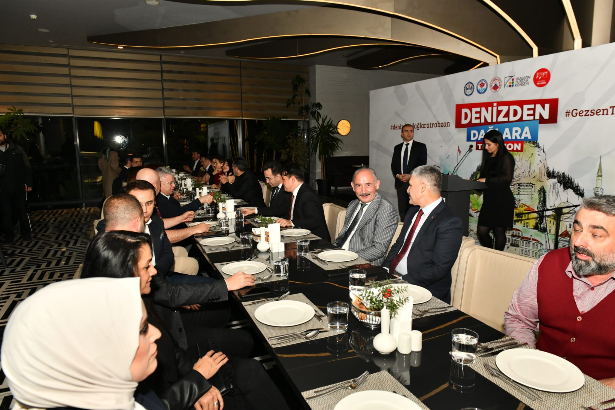Türkiye'nin önde gelen isimleri 'Denizden Dağlara Trabzon' etkinliğinde buluştu