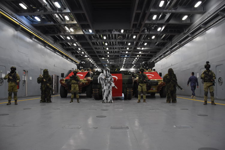 NATO'nun Deniz Kuvvetleri komutası Türkiye'ye geçti