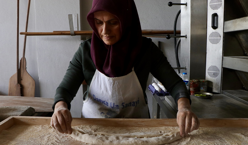 Trabzon'da-fırının-başına-geçen-kadın-işin-ustası-oldu