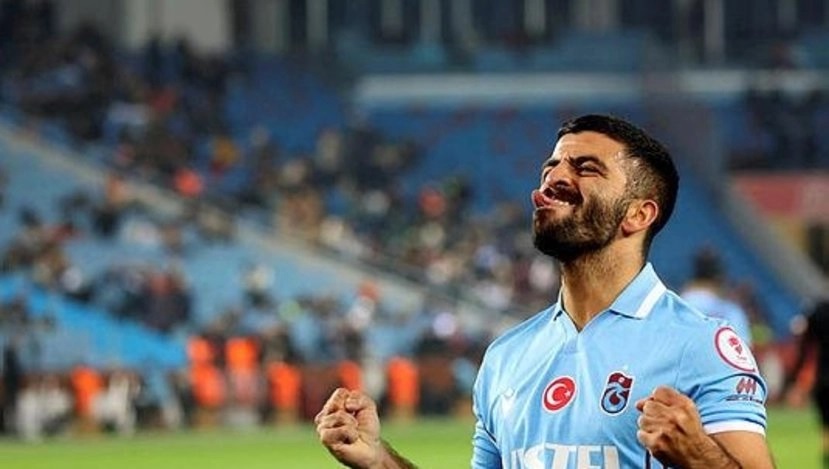 Umut Bozok'tan Trabzonspor formasıyla ilk
