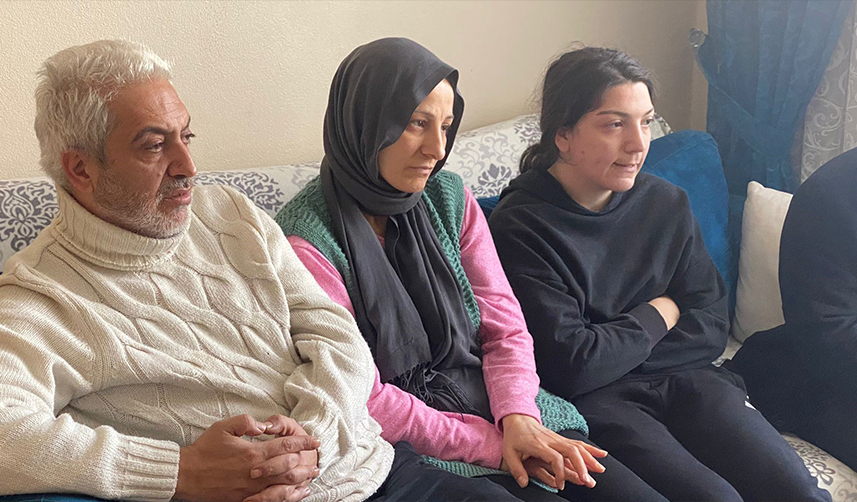 Malatya'dan gelen depremzede aile Trabzon'da yakınlarının yanına yerleşti