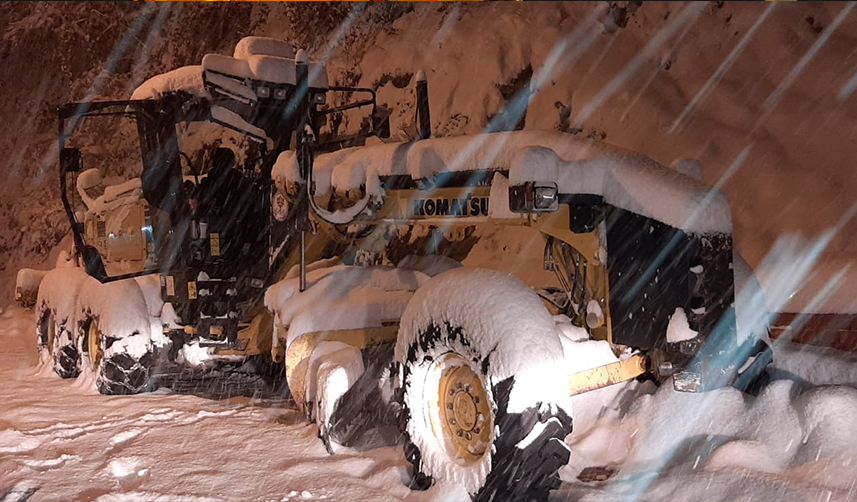 Trabzon’da kar çalışmaları sürüyor