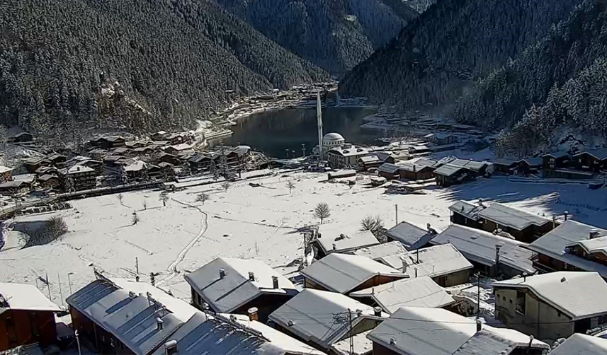 Trabzon'da kar etkili oldu! 24 mahalle yolunda mücadele sürüyor