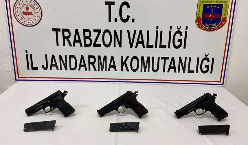 Trabzon'da silah kaçakçılığı operasyonu! 4 gözaltı