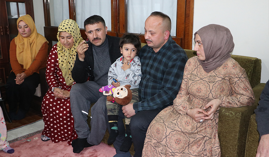 1999'daki depremden etkilendi, depremzede ailenin Trabzon'a gelmesine vesile oldu
