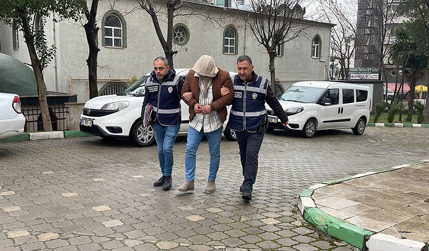 Samsun'da depremzede ailenin evinden hırsızlık yaptığı iddia edilen zanlı yakalandı