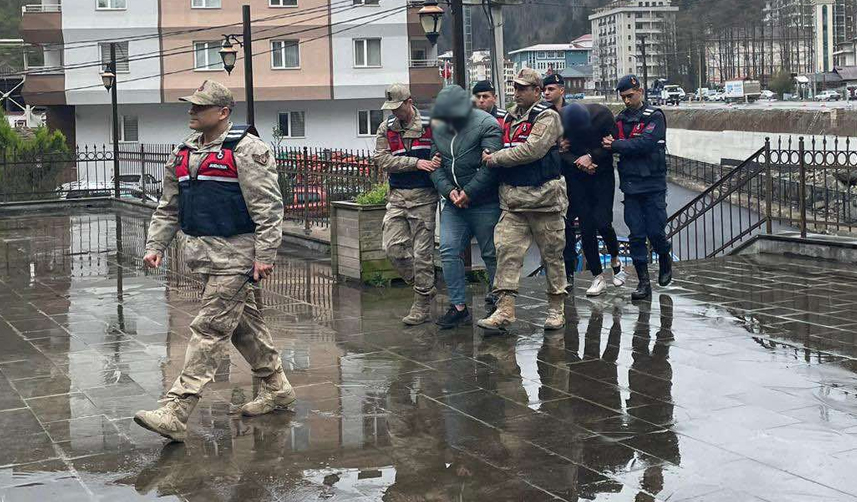 Trabzon’da Jandarma’dan hırsızlık operasyonu! 5 gözaltı