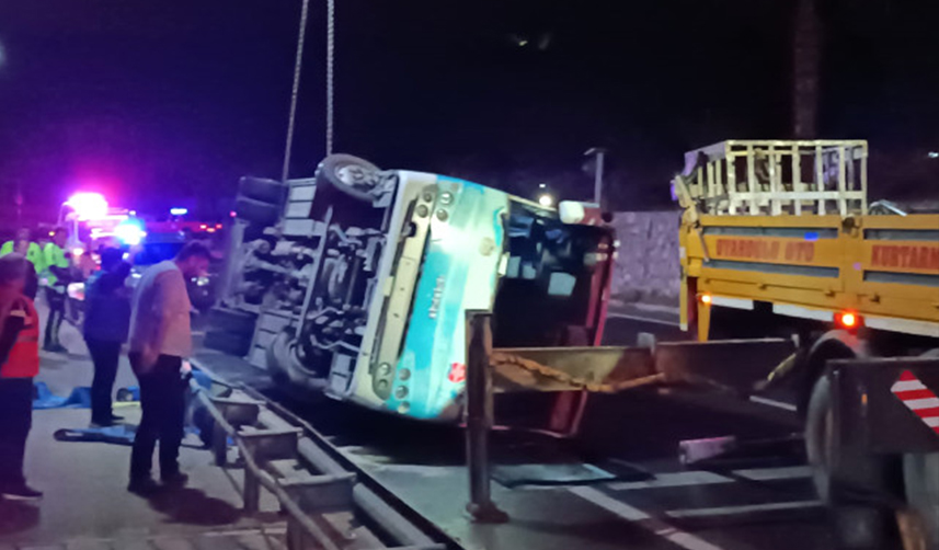 Trabzon’dan dönen futbol takım otobüsü kaza yaptı!