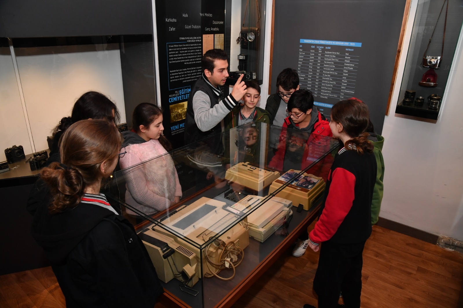 Trabzon'da öğrenciler Basın Tarihi Müzesi’ni ziyaret etti