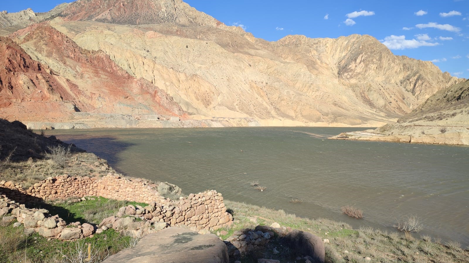 Yusufeli baraj suları Erzurum sınırına dayandı