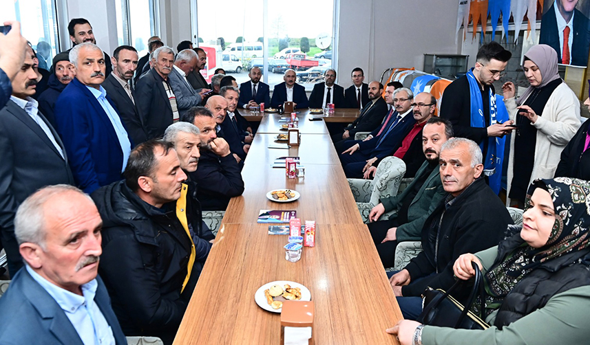 Bakan Karaismailoğlu Trabzon'da Seçim Koordinasyon Merkezi'nin açılışına katıldı