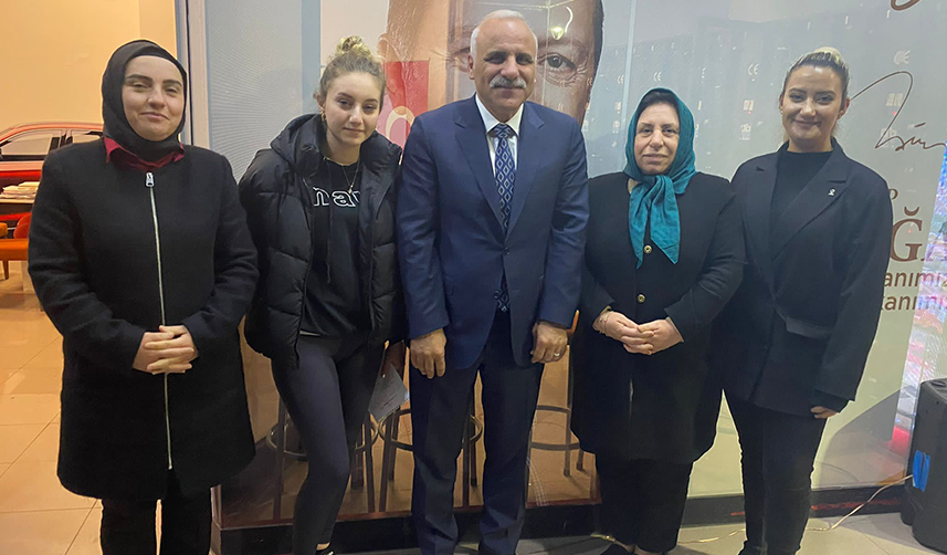 Bakan Karaismailoğlu'ndan AK Partili kadınlara özel teşekkür