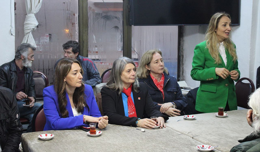 CHP Kadın Kolları Genel Başkanı Nazlıaka Trabzon'da konuştu Demokrasi gaspını affetmiyoruz