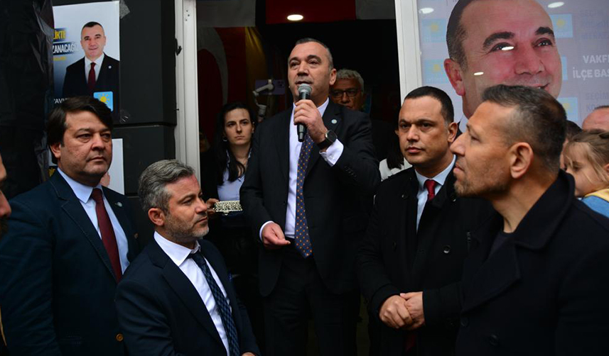 İYİ Parti Trabzon Milletvekili adayı Yavuz Aydın'dan Cumhur İttifakı'na 13 soru!
