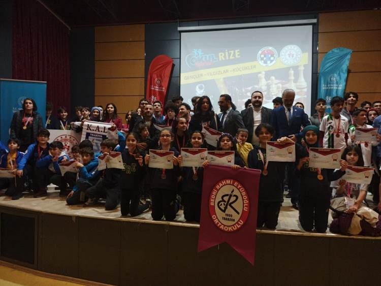 Trabzon’da Bedri Rahmi Eyüboğlu Ortaokulu’ndan önemli başarı