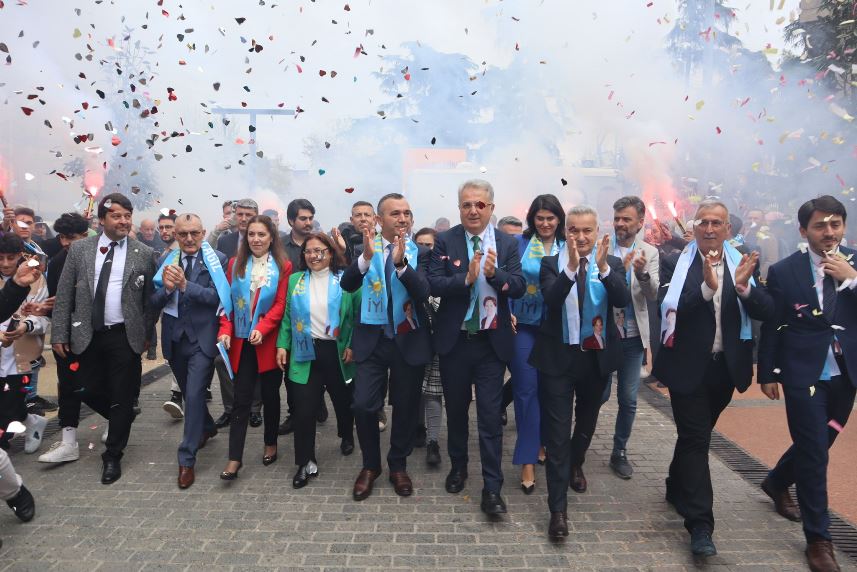 Trabzon’da İYİ Parti’den gövde gösterisi