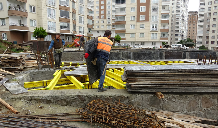 Trabzon'da ruhsatsız cami inşaatı! Belediyeden suç duyurusu
