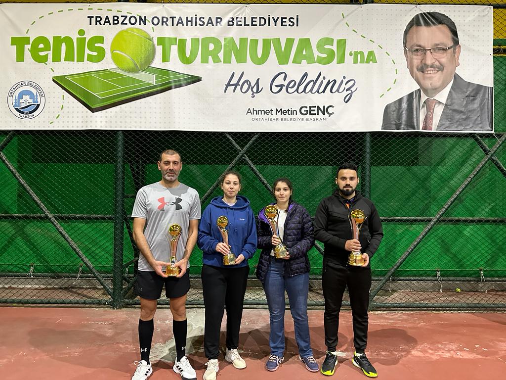 Trabzon'da Tenis Turnuvası’nda şampiyonlar belli oldu 
