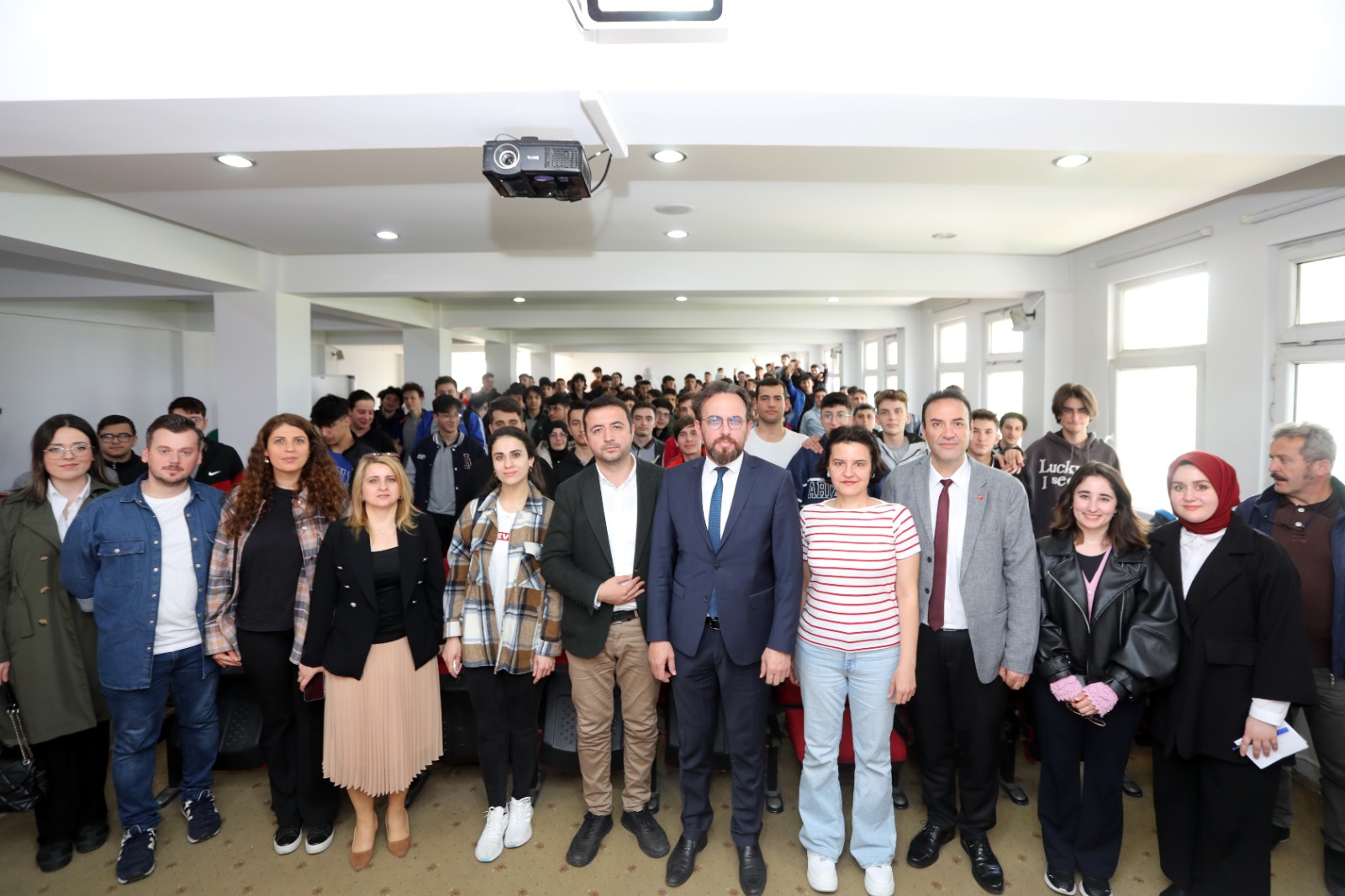 Trabzon Üniversitesi “Lisede Kariyer Günleri” etkinliği gerçekleştirdi