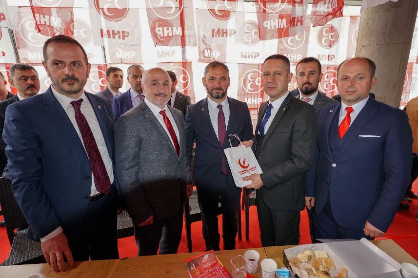 Yeniden Refah Partisi Trabzon'dan MHP milletvekili adaylarına ziyaret!