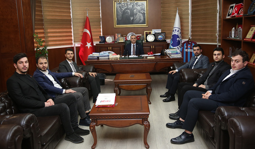 Yomra Belediye Başkanı Bıyık'a Saadet Partisi SKM Başkanı Kutoğlu'ndan ziyaret