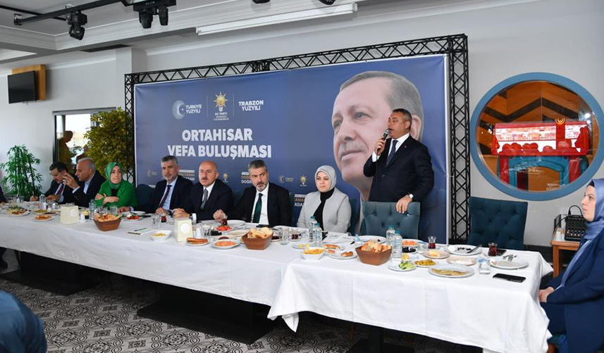 AK Parti Ortahisar'dan vefa buluşması