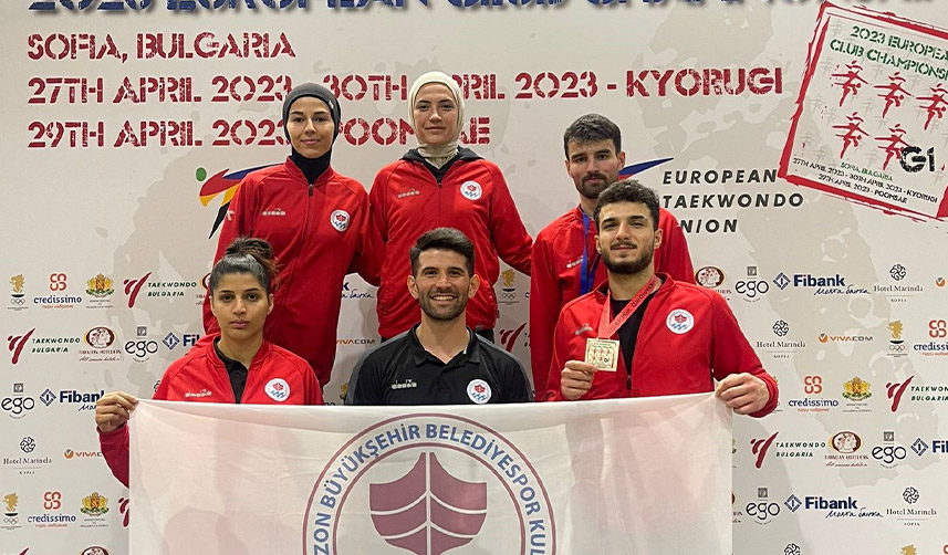 Trabzon Büyükşehir Belediyespor Taekwondo takımının büyük başarısı-1