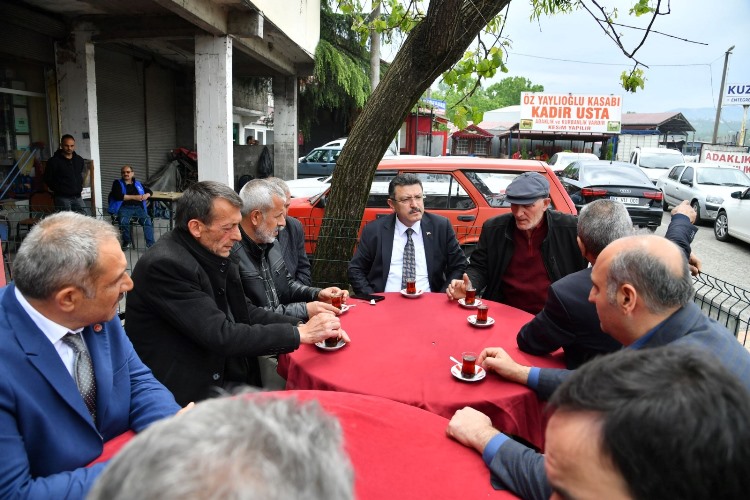 Trabzon'da Başkan Genç, kırsal mahallelerde vatandaşları dinledi (4)