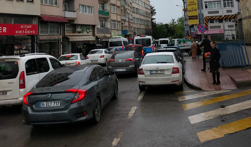 Trabzon'da miting hareketliliği! İşte kapalı olan yollar
