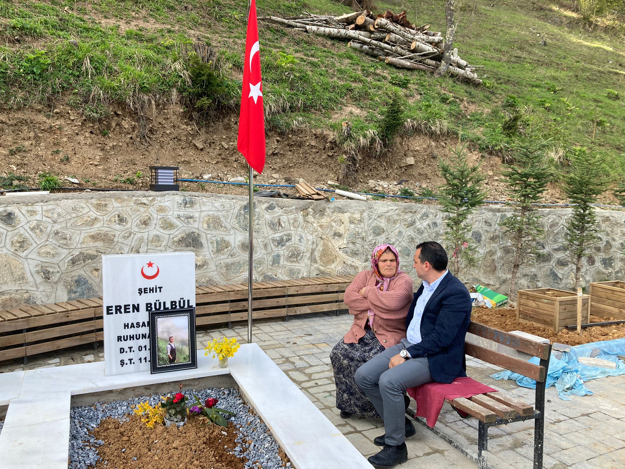 CHP Trabzon Milletvekili adayı Akıncı Sürmen’e cevabı Maçka’dan verdi! “Bankamatik memurlarından ahlak dersi alacak deği
